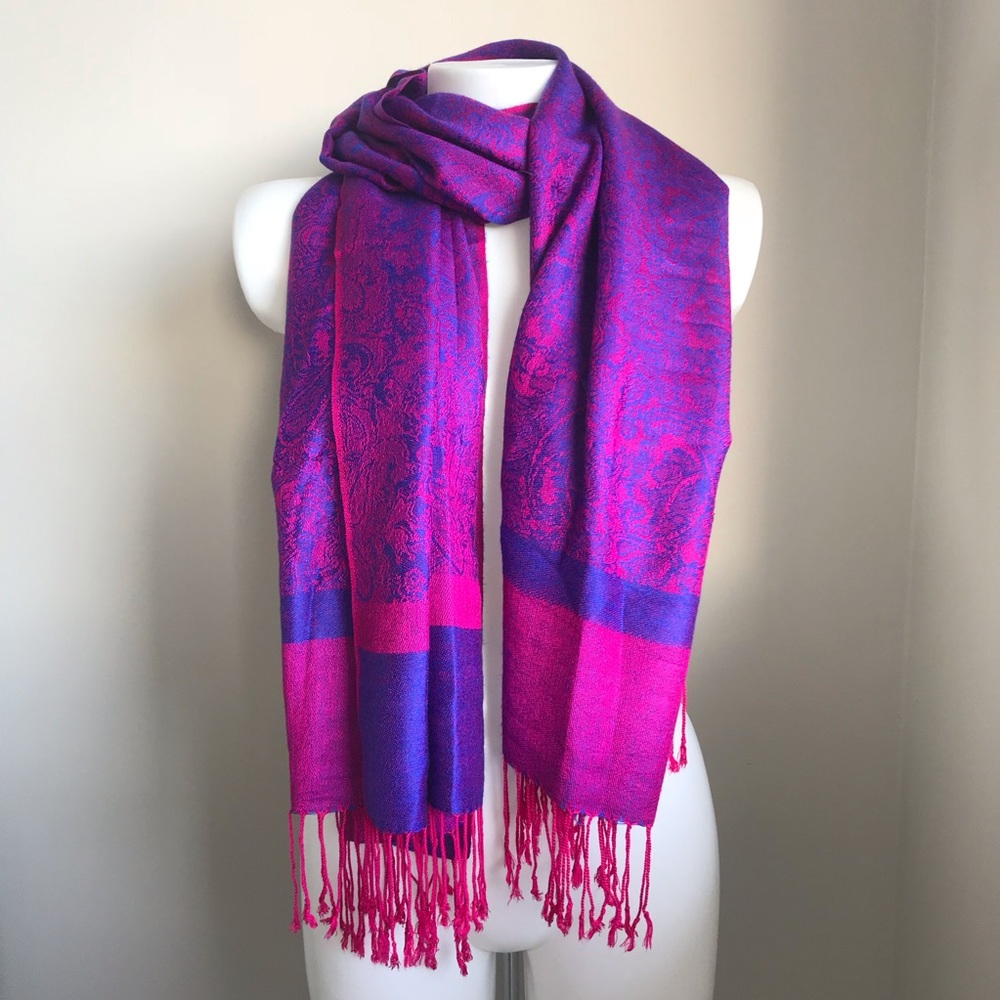 NWOT Purple Patterned Silk & Cashmere Blend Scarf